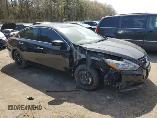 2018 Nissan Altima 2.5 S with VIN 1N4AL3AP7JC255405, listed as a Copart auction lot 50826425 with 165,941 mi miles and Clean Title. Bid and sale history available at carsss.com. Image 4.