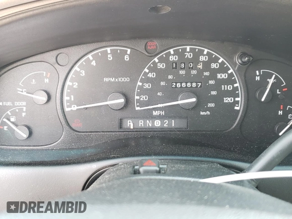 2001 Ford Explorer XLS with VIN 1FMZU72E11ZA76025, listed as a Copart auction lot 61963445 with 266,687 mi miles and Salvage title. Bid and sale history available at DreamBid. Image 9.