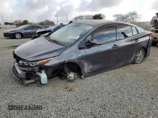 2020 Toyota Prius Prime LE with VIN JTDKARFP8L3146910, listed as a Copart auction lot 50966385 with 87,887 mi miles and Salvage Title. Bid and sale history available at carsss.com. Image 1.