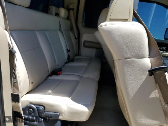 2004 Ford F-150 XL z VIN 1FTPX12544NA27347, wystawiony jako Copart lot #61166125 z przebiegiem 146 739 mil mil oraz Szkoda całkowita • Salvage title. Historia ofert i sprzedaży dostępna na DreamBid. Obrazek 10.
