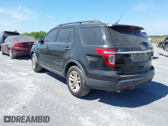 2015 Ford Explorer with VIN 1FM5K7B8XFGA61072, listed as a IAAI auction lot 41015517 with 189,740 mi miles and . Bid and sale history available at DreamBid. Image 3.