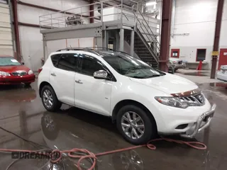 2012 Nissan Murano SV z VIN JN8AZ1MWXCW203093, wystawiony jako IAAI lot #42352817 z przebiegiem 131 571 mil mil oraz . Historia ofert i sprzedaży dostępna na DreamBid. Obrazek 1.