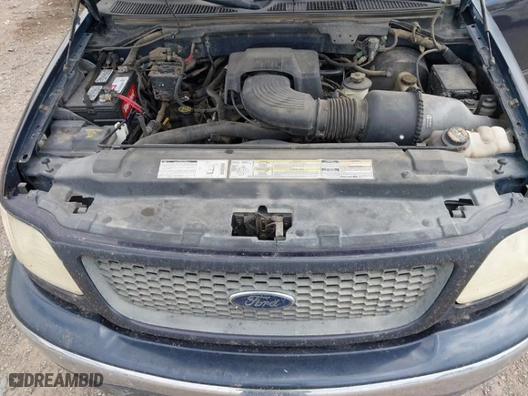 2000 Ford F-150 XL with VIN 1FTRX18L6YNB68229, listed as a IAAI auction lot 40141907 with 1 mi miles. Bid and sale history available at carsss.com. Image 10.