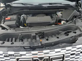 2024 GMC Yukon Denali with VIN 1GKS2DKL7RR226745, listed as a Copart auction lot 43639505 with 7,861 mi miles and Salvage Title. Bid and sale history available at carsss.com. Image 12.