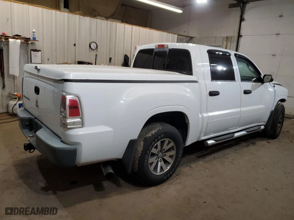 2008 Mitsubishi Raider LS with VIN 1Z7HC28KX8S609354, listed as a Copart auction lot 78354864 with 126143 miles and Salvage Title. Bid and sale history available at carsss.com. Image 3.