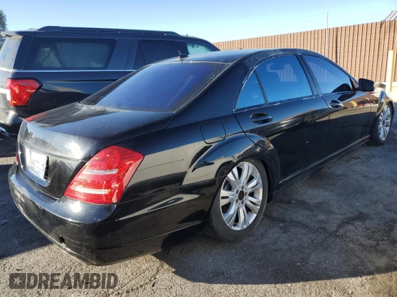 2010 Mercedes-Benz S 400 with VIN WDDNG9FB7AA314065, listed as a Copart auction lot 88683245 with 99,016 mi miles and Clean Title. Bid and sale history available at DreamBid. Image 3.