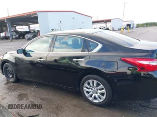 2016 Nissan Altima SR with VIN 1N4AL3APXGC247355, listed as a IAAI auction lot 42201570 with 149,466 mi miles and . Bid and sale history available at DreamBid. Image 14.