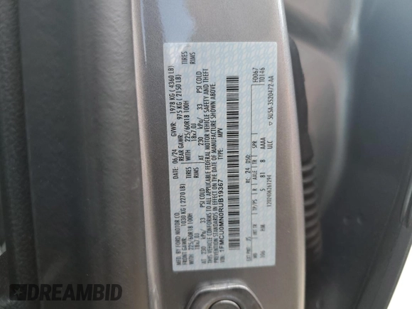 2024 Ford Escape ST-Line with VIN 1FMCU0MN0RUB19367, listed as a Copart auction lot 49121315 with 4,950 mi miles and Salvage Title. Bid and sale history available at DreamBid. Image 16.