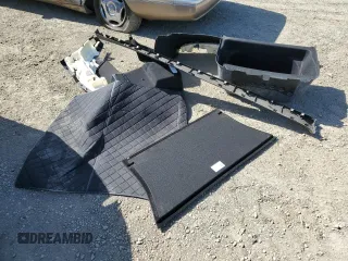 2022 Tesla Model Y Long Range z VIN 7SAYGDEE6NF429701, wystawiony jako Copart lot #58585665 z przebiegiem 86 537 mil mil oraz Szkoda całkowita • Salvage title. Historia ofert i sprzedaży dostępna na DreamBid. Obrazek 12.