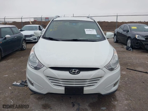 2013 Hyundai Tucson GLS with VIN KM8JU3AC2DU561443, listed as a IAAI auction lot 41600727 with 179,694 mi miles. Bid and sale history available at carsss.com. Image 12.