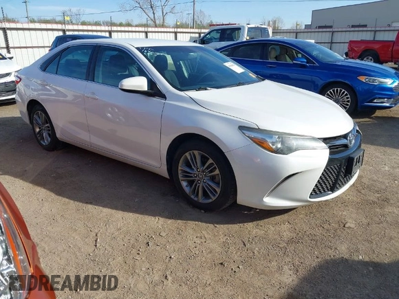 2017 Toyota Camry XLE with VIN 4T1BF1FK2HU315596, listed as a IAAI auction lot 41864814 with 122,448 mi miles. Bid and sale history available at carsss.com. Image 1.