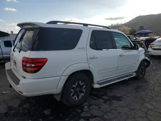 2004 Toyota Sequoia Limited with VIN 5TDZT38A94S234962, listed as a Copart auction lot 44201535 with 185,744 mi miles and Salvage Title. Bid and sale history available at carsss.com. Image 3.