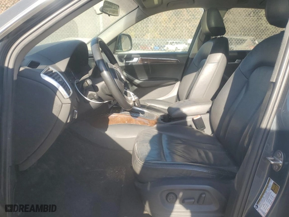 2010 Audi Q5 Premium with VIN WA1CKAFP9AA053934, listed as a Copart auction lot 77438714 with 207,402 mi miles and Salvage Title. Bid and sale history available at carsss.com. Image 7.
