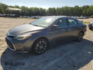 2018 Toyota Avalon Hybrid XLE Plus z VIN 4T1BD1EB8JU062085, wystawiony jako Copart lot #57572575 z przebiegiem 220 315 mil mil oraz Czysty tytuł • Clean title. Historia ofert i sprzedaży dostępna na DreamBid. Obrazek 1.