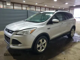2016 Ford Escape SE z VIN 1FMCU9GX6GUA63854, wystawiony jako Copart lot #57422755 z przebiegiem 151 198 mil mil oraz Tytuł czysty. Historia ofert i sprzedaży dostępna na DreamBid. Obrazek 1.