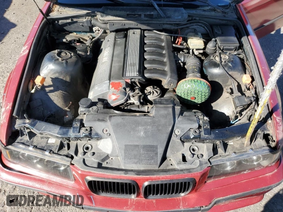 1993 BMW 3 Series z VIN WBABF3319PEF40084, wystawiony jako Copart lot #74504144 z przebiegiem 146 650 mil mil oraz Szkoda całkowita • Salvage title. Historia ofert i sprzedaży dostępna na DreamBid. Obrazek 11.
