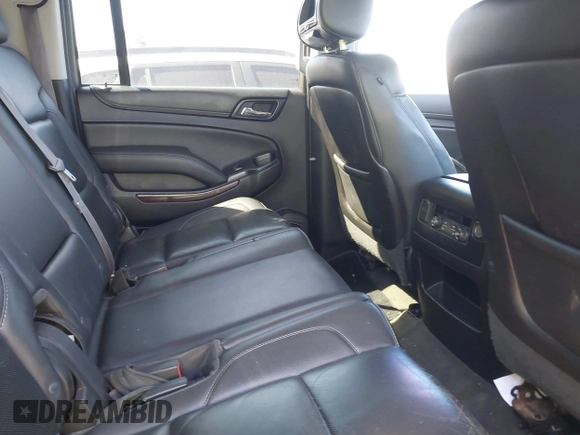 2015 GMC Yukon XL SLT with VIN 1GKS1HKC8FR221608, listed as a IAAI auction lot 42044318 with 215,757 mi miles. Bid and sale history available at carsss.com. Image 8.