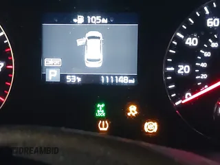 2019 Kia Sorento LX with VIN 5XYPGDA32KG511068, listed as a IAAI auction lot 41682042 with 111,148 mi miles. Bid and sale history available at carsss.com. Image 14.