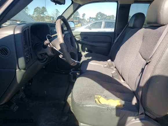 2004 Chevrolet Silverado 1500 LS with VIN 2GCEC19T241379481, listed as a Copart auction lot 48915705 with 111,331 mi miles and Salvage Title. Bid and sale history available at carsss.com. Image 7.