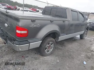 2007 Ford F-150 XLT z VIN 1FTPW04537KB23132, wystawiony jako IAAI lot #42434387 z przebiegiem 43 900 mil mil oraz . Historia ofert i sprzedaży dostępna na DreamBid. Obrazek 4.