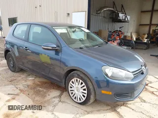 2012 Volkswagen Golf z VIN WVWAA7AJ1CW027968, wystawiony jako IAAI lot #41603273 z przebiegiem 160 357 mil mil oraz . Historia ofert i sprzedaży dostępna na DreamBid. Obrazek 1.