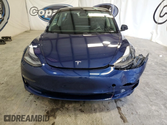 2022 Tesla Model 3 with VIN 5YJ3E1EA5NF372643, listed as a Copart auction lot 54096985 with 43,438 mi miles and Clean Title. Bid and sale history available at DreamBid. Image 5.