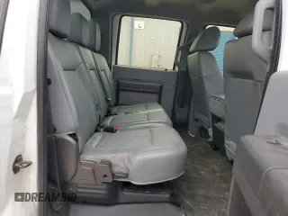 2016 Ford F-350 Platinum z VIN 1FT8W3B67GEC13450, wystawiony jako Copart lot #43721885 z przebiegiem 133 259 mil mil oraz Czysty tytuł • Clean title. Historia ofert i sprzedaży dostępna na DreamBid. Obrazek 10.