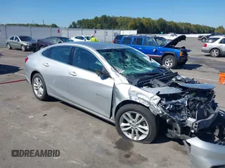 2018 Chevrolet Malibu LT z VIN 1G1ZD5ST8JF149540, wystawiony jako IAAI lot #37718022 z przebiegiem 136 871 mil mil oraz . Historia ofert i sprzedaży dostępna na DreamBid. Obrazek 1.