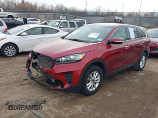 2019 Kia Sorento L with VIN 5XYPG4A35KG512845, listed as a IAAI auction lot 41716900 with 90,950 mi miles. Bid and sale history available at carsss.com. Image 2.
