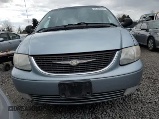 2003 Chrysler Town & Country LXi with VIN 2C8GP54L93R127334, listed as a Copart auction lot 51781955 with 256,353 mi miles and Salvage Title. Bid and sale history available at carsss.com. Image 5.