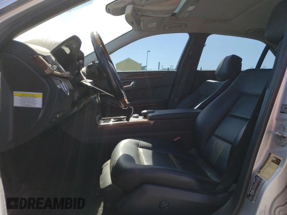 2012 Mercedes-Benz E 350 Luxury с VIN WDDHF5KB2CA551516, выставлен на аукционе Copart как лот 58275545 с пробегом 165 560 миль миль и Чистый • Clean title. История ставок и продаж доступна на DreamBid. Изображение 7.