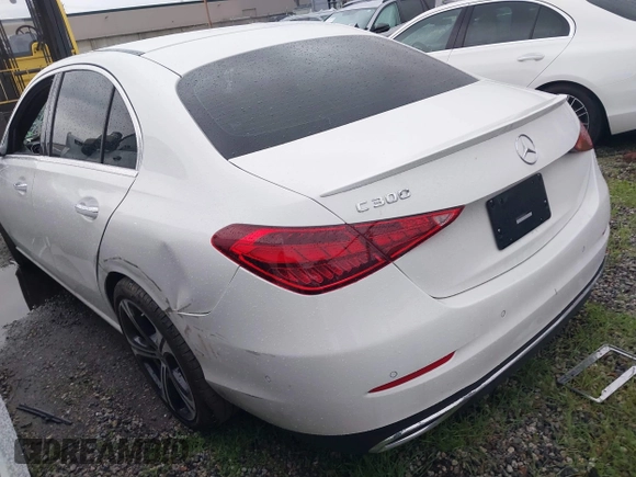 2025 Mercedes-Benz C 300 with VIN W1KAF4GB1SR243712, listed as a IAAI auction lot 41531516 with 4,506 mi miles and . Bid and sale history available at DreamBid. Image 3.