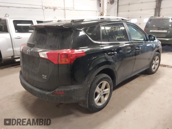 2014 Toyota RAV4 XLE with VIN 2T3RFREVXEW163532, listed as a IAAI auction lot 41458228 with 163,851 mi miles. Bid and sale history available at carsss.com. Image 4.