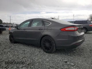 2016 Ford Fusion SE with VIN 3FA6P0HD2GR351392, listed as a Copart auction lot 48238455 with 132,900 mi miles and Salvage Title. Bid and sale history available at carsss.com. Image 2.
