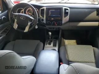 2014 Toyota Tacoma z VIN 3TMMU4FN4EM071741, wystawiony jako Copart lot #49235015 z przebiegiem 60 825 mil mil oraz Szkoda całkowita • Salvage title. Historia ofert i sprzedaży dostępna na DreamBid. Obrazek 8.