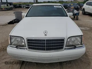 1995 Mercedes-Benz S 320 z VIN WDBGA33E2SA203147, wystawiony jako Copart lot #59230025 z przebiegiem 239 139 mil mil oraz Tytuł czysty. Historia ofert i sprzedaży dostępna na DreamBid. Obrazek 5.