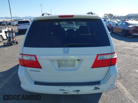 2006 Honda Odyssey EX z VIN 5FNRL38486B410286, wystawiony jako IAAI lot #41641433 z przebiegiem 145 312 mil mil oraz . Historia ofert i sprzedaży dostępna na DreamBid. Obrazek 16.