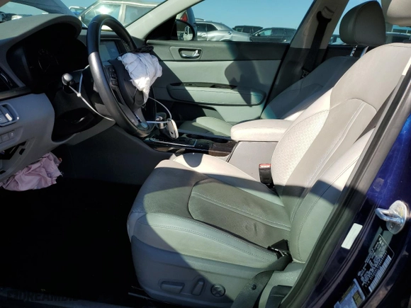 2016 Kia Optima EX with VIN 5XXGU4L32GG093287, listed as a Copart auction lot 88775335 with 83,053 mi miles and Salvage Title. Bid and sale history available at carsss.com. Image 7.