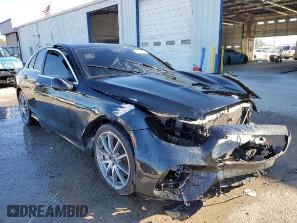 2022 Mercedes-Benz E-Class E 350 with VIN W1KZF8DB2NB089264, listed as a Copart auction lot 42334975 with 57,773 mi miles and Salvage Title. Bid and sale history available at carsss.com. Image 4.