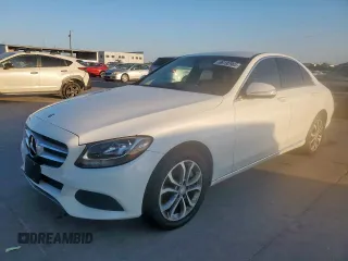 2015 Mercedes-Benz C 300 Luxury z VIN 55SWF4KBXFU042313, wystawiony jako Copart lot #66192965 z przebiegiem 95 839 mil mil oraz Czysty tytuł • Clean title. Historia ofert i sprzedaży dostępna na DreamBid. Obrazek 1.
