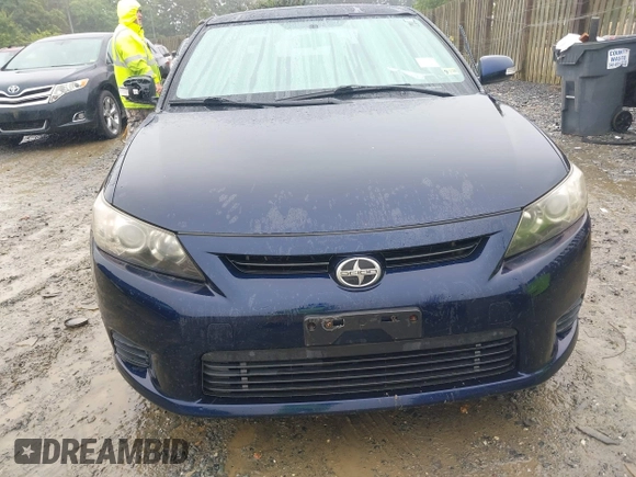 2012 Scion tC z VIN JTKJF5C75C3038795, wystawiony jako IAAI lot #42377705 z przebiegiem 251 371 mil mil oraz . Historia ofert i sprzedaży dostępna na DreamBid. Obrazek 6.
