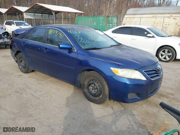 2011 Toyota Camry LE with VIN 4T1BF3EKXBU744912, listed as a IAAI auction lot 41839790 with 307,097 mi miles. Bid and sale history available at carsss.com. Image 1.
