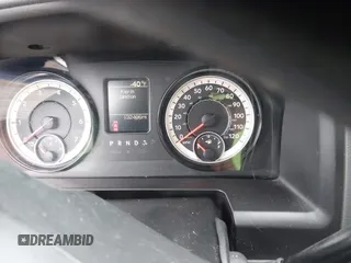 2018 Ram 2500 Tradesman z VIN 3C6MR5AJ8JG127319, wystawiony jako IAAI lot #42378584 z przebiegiem 132 406 mil mil oraz . Historia ofert i sprzedaży dostępna na DreamBid. Obrazek 7.