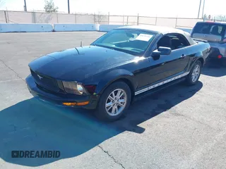 2008 Ford Mustang Deluxe with VIN 1ZVHT84N685144789, listed as a IAAI auction lot 41659256 with 176,332 mi miles and . Bid and sale history available at carsss.com. Image 2.