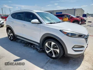 2017 Hyundai Tucson Sport z VIN KM8J33A29HU591930, wystawiony jako Copart lot #60057505 z przebiegiem 70 037 mil mil oraz Szkoda całkowita • Salvage title. Historia ofert i sprzedaży dostępna na DreamBid. Obrazek 4.