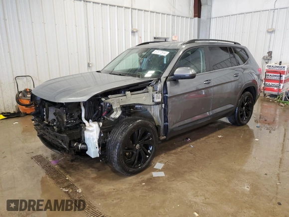 2022 Volkswagen Atlas SE with VIN 1V2KP2CA5NC550397, listed as a Copart auction lot 87377514 with 56,235 mi miles and Salvage title. Bid and sale history available at DreamBid. Image 1.