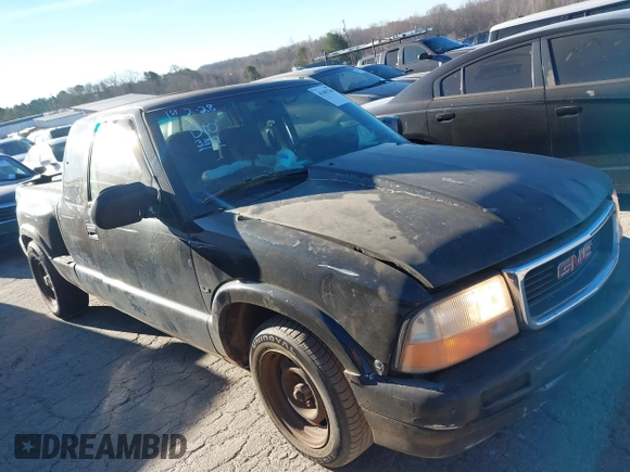 1998 GMC Sonoma SLS with VIN 1GTCS19W2W8542022, listed as a IAAI auction lot 41693349 with 1 mi miles. Bid and sale history available at carsss.com. Image 1.