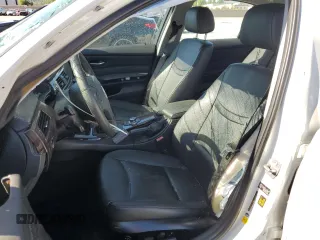2011 BMW 3 Series 328i с VIN WBAPH5C51BA998973, выставлен на аукционе Copart как лот 56344085 с пробегом 130 187 миль миль и Списание • Salvage title. История ставок и продаж доступна на DreamBid. Изображение 7.