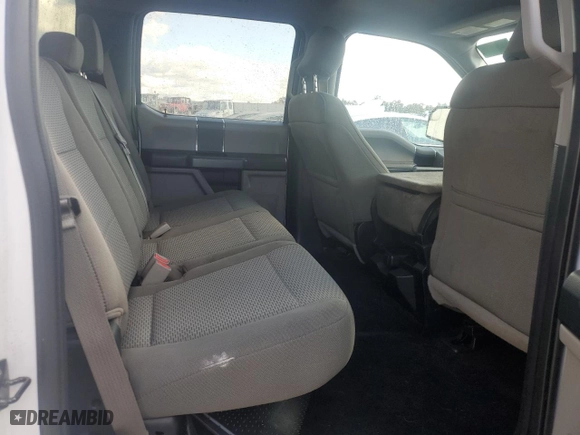 2017 Ford F-150 XL with VIN 1FTEW1CF9HKD10822, listed as a Copart auction lot 84922674 with 140,411 mi miles and Salvage Title. Bid and sale history available at carsss.com. Image 10.