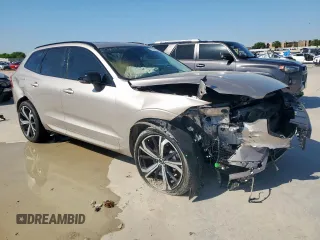2024 Volvo XC60 Ultimate Dark Theme с VIN YV4L12RM0R1933865, выставлен на аукционе Copart как лот 52243825 с пробегом 5 887 миль миль и Списание • Salvage title. История ставок и продаж доступна на DreamBid. Изображение 4.